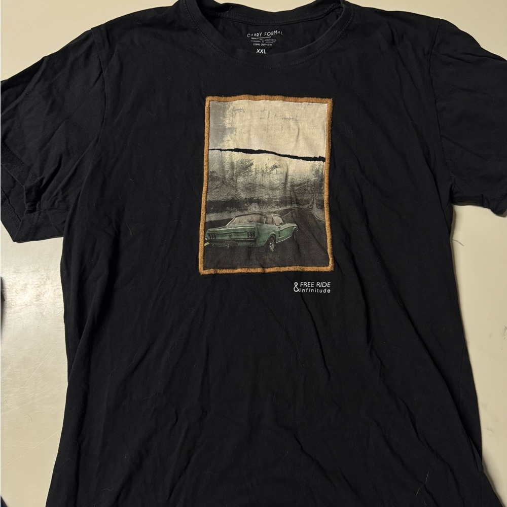 Black Short Sleeve Crew Neck Tee